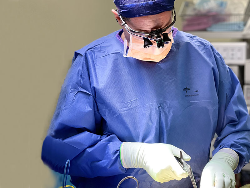 neurosurgeon dr. neil cochrane performs minimally invasive spine surgery